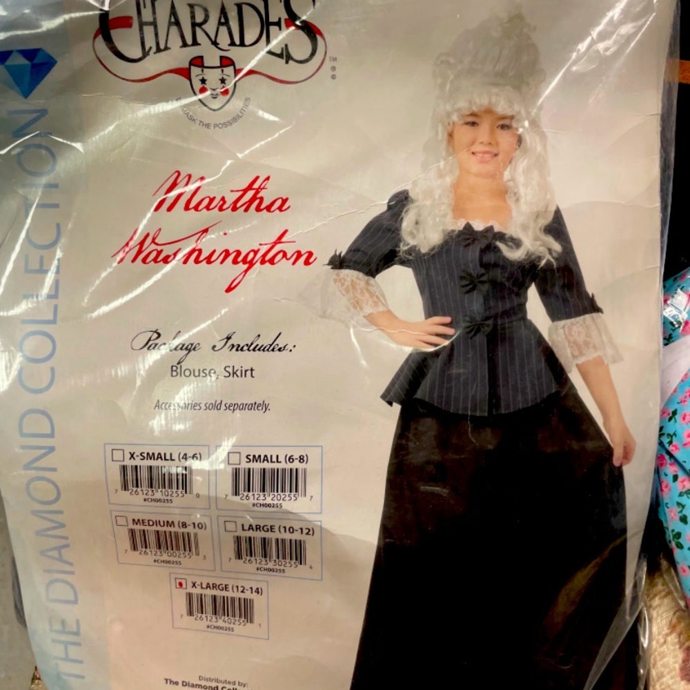 Kids size 10/12 Martha Washington costume